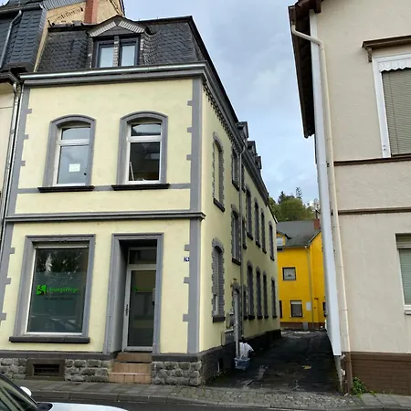 - Eigenes Bad,küche - Wifi - Parkplatz - 2 Og Apartment